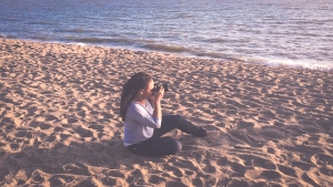 Behind the scenes snapshot of a beach maternity session by Bay Area Portrait photographer TeAirra Mitchell 